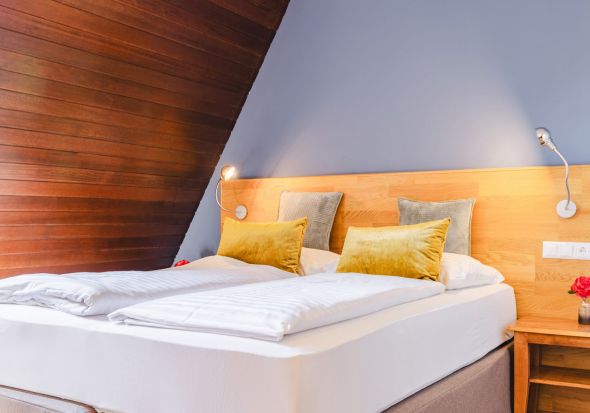 luxuriöses Boxspringbett in der Ferienwohnung des Kaiserhof Anif