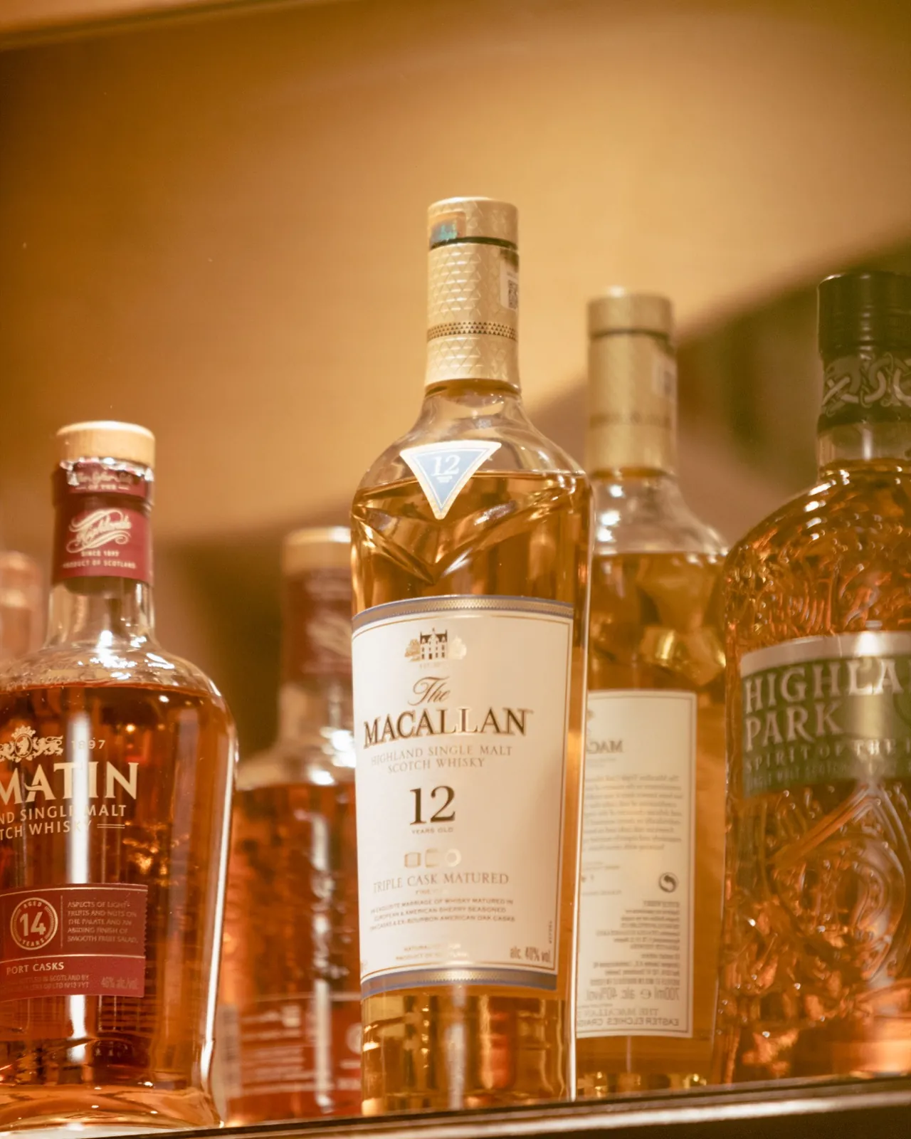 Single-Malt-Auswahl in der Kaiserbar des Hotel Kaiserhof Anif
